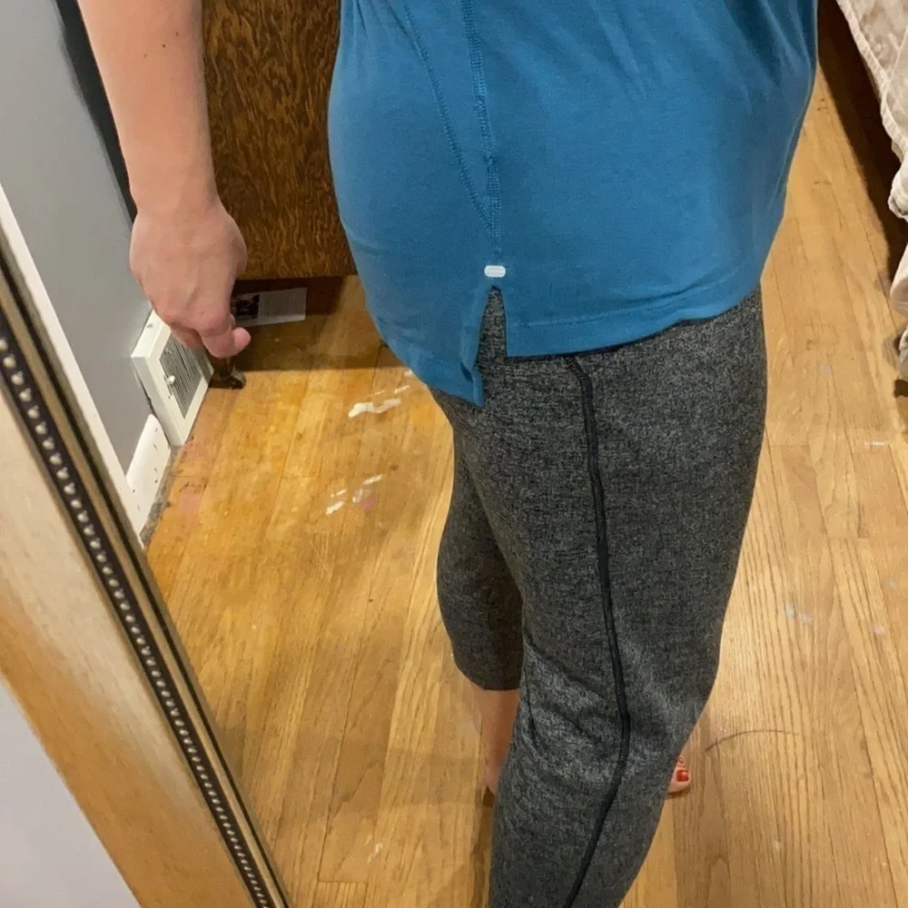 North Face Athletic Shirt Teal - Picture 8 of 9